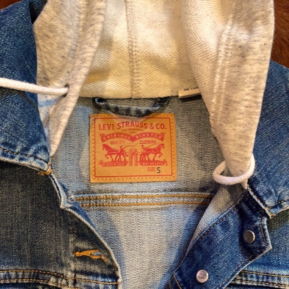 Levi’s trucker jacket size S